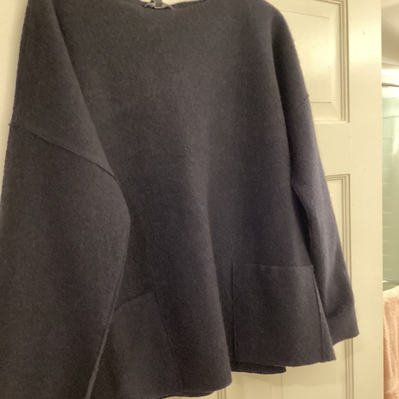 Eileen Fisher bateau neck boxy top, 100% wool in no ( deep navy). Runs large). - Picture 3 of 4